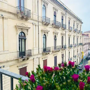 https://dimora-lupo_lifestyle-bb.catania-hotels.net